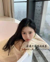 妮妮 160 45 D 22歲
